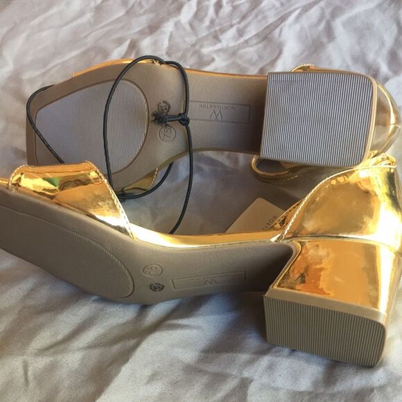 Gold Sandals - Picture 6 of 7